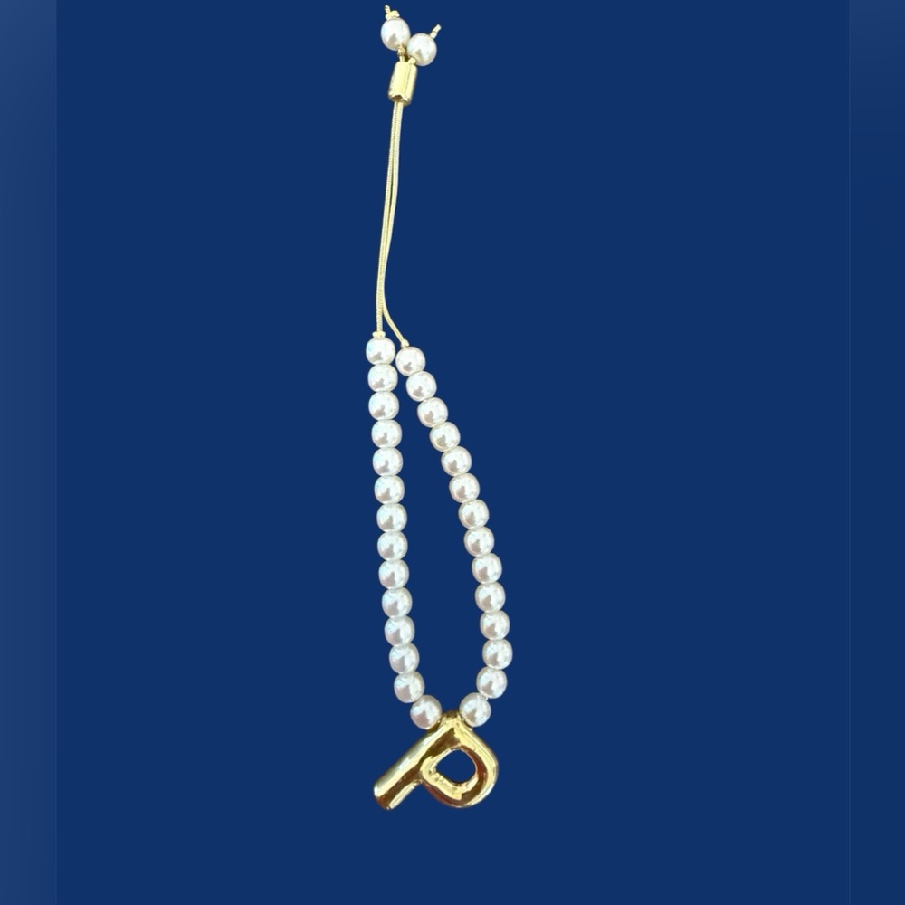 Elegant Gold and White Pearl Bracelet With Initial P
